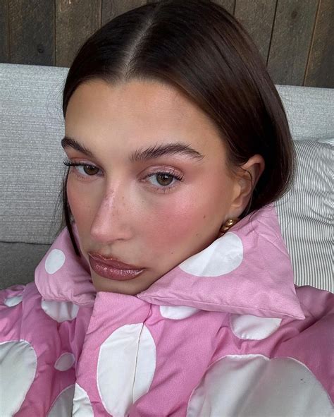 hailey bieber blush reddit.